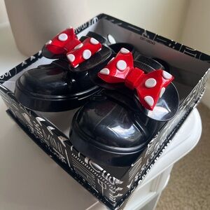 Like New Mini Melissa Minnie Mouse Loafer Shoes Toddler Girl Size 9 Red + Black